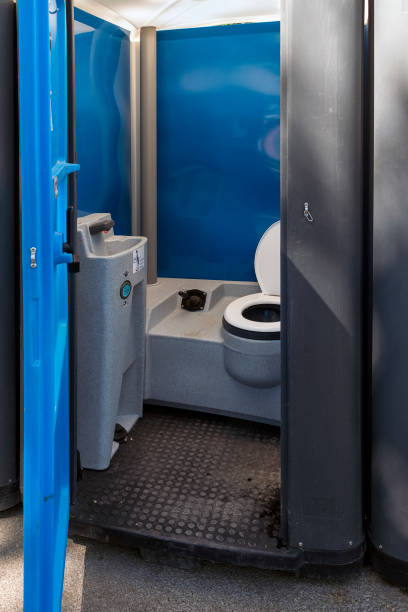 Best Luxury portable toilet rental  in Taylor, PA